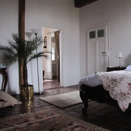 Bed & Breakfast Chateau De Tigny